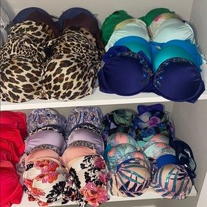 Victoria’s Secret bombshell Bikini